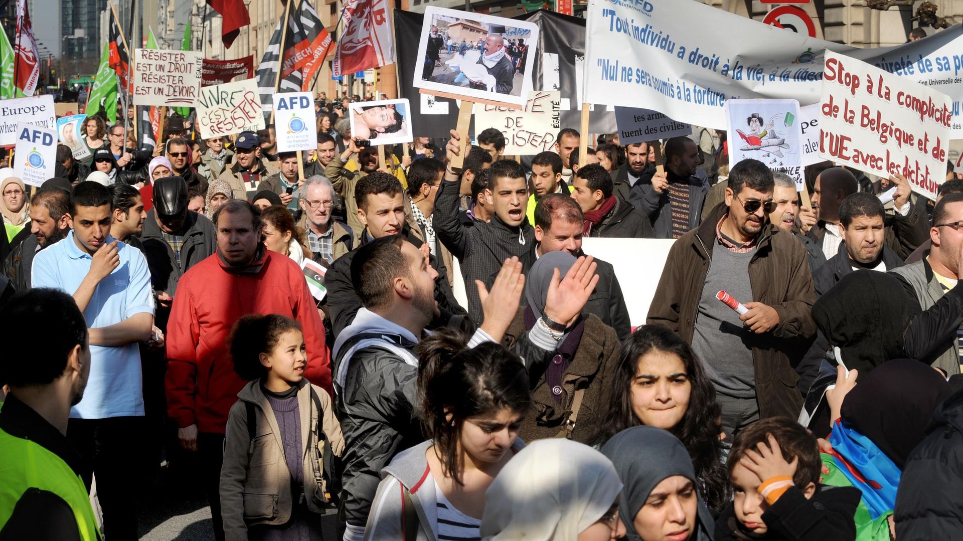 Les manifestations pro Printemps arabe en 2011, imaginez-vous si cela c'était passé aujourd'hui. Les manifestations pro Printemps arabe en 2011, imaginez-vous si cela c'était passé aujourd'hui.