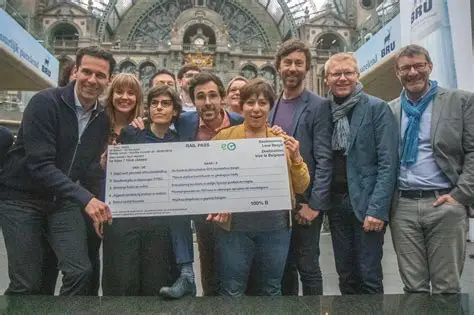 Les Écolos sont des gauchistes Les Écolos sont des gauchistes