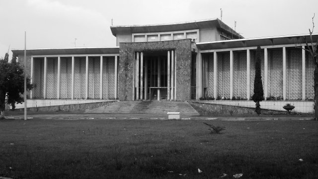 La 1ère université du Congo belge, l'université Lovanium près de Kinshasa La 1ère université du Congo belge, l'université Lovanium près de Kinshasa