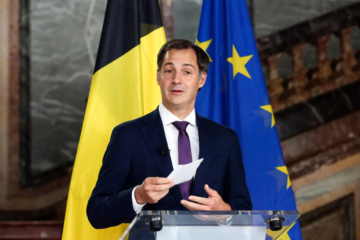 Le discours du nouveau premier ministre Alexander de Croo après 2ans sans  un gouvernement fédéral de 2019 à 2020