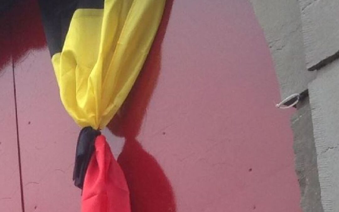 Le drapeau belge en berne